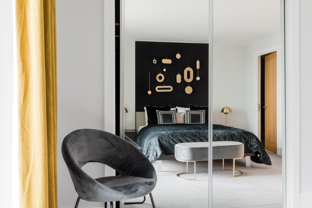 Best Thames View In Town! Large Luxxe Nomad Design Family Home Londra Esterno foto